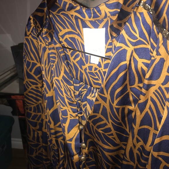 Beautiful fall / winter dress - Picture 3 of 5